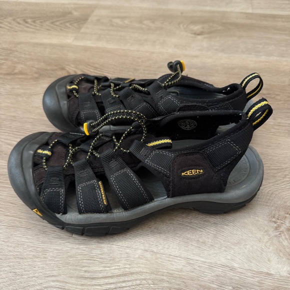 KEEN Newport H2 Hiking Sandals Mens Size 8 Black All Terrain Sport Waterproof - Picture 4 of 7